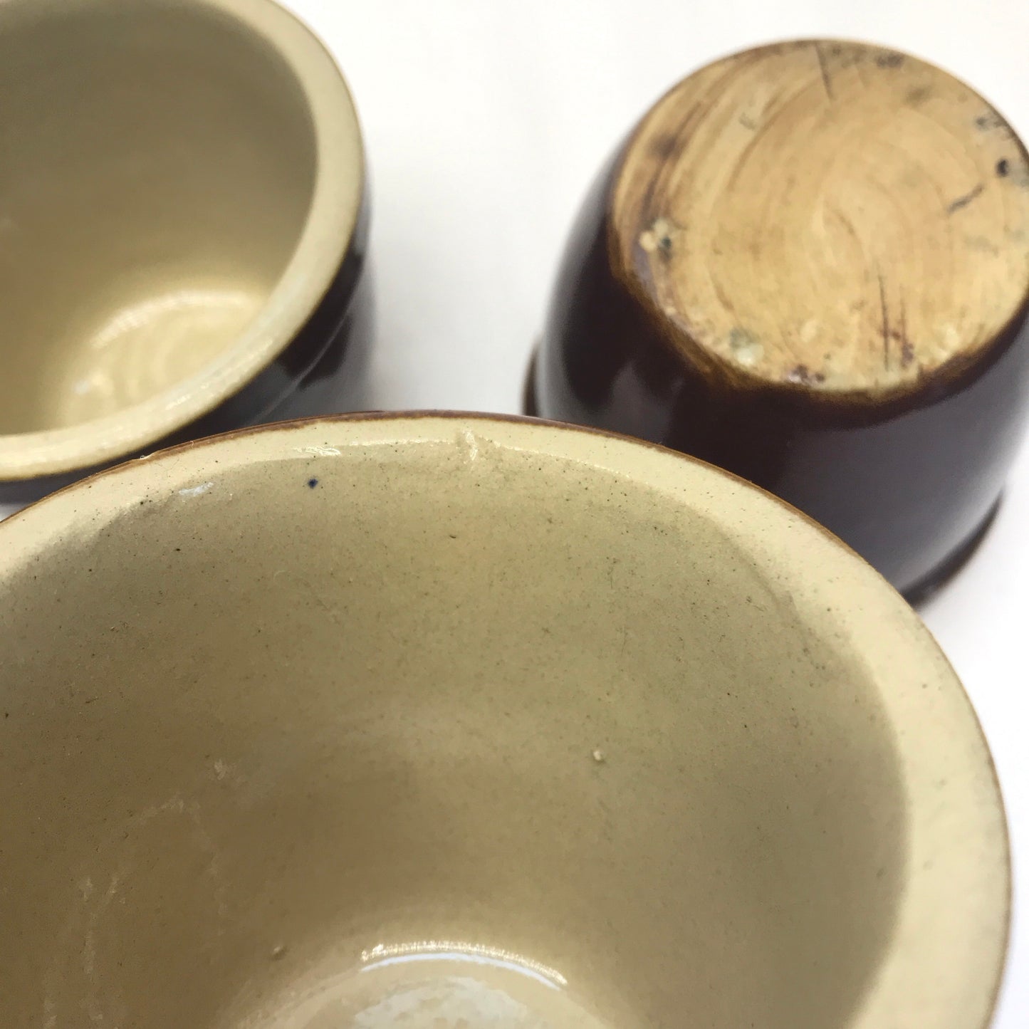6 Small Stoneware Ramekins, 4 Ounce Vintage Pudding Cups, ONE AT FAULT