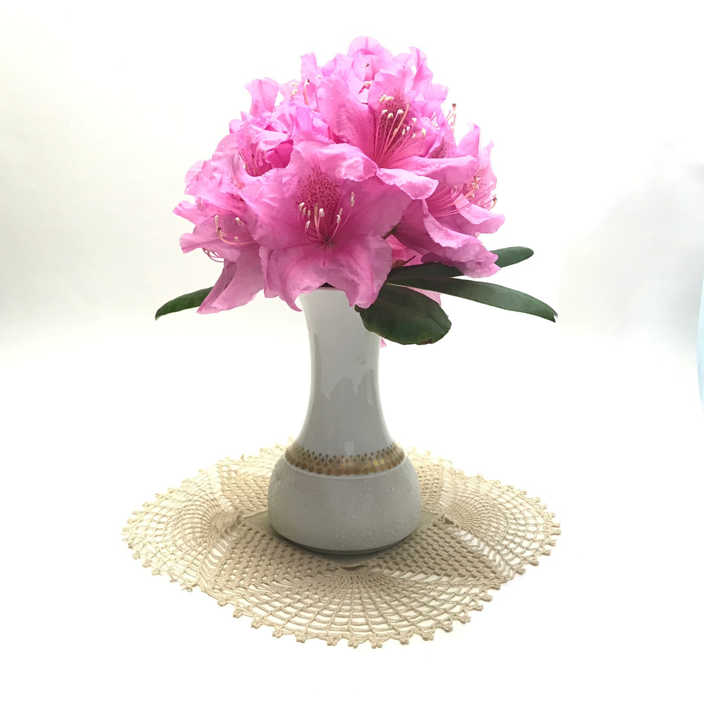 Thomas of Rosenthal White Vase with Gold Accents and Textured Base, 6.5 inches