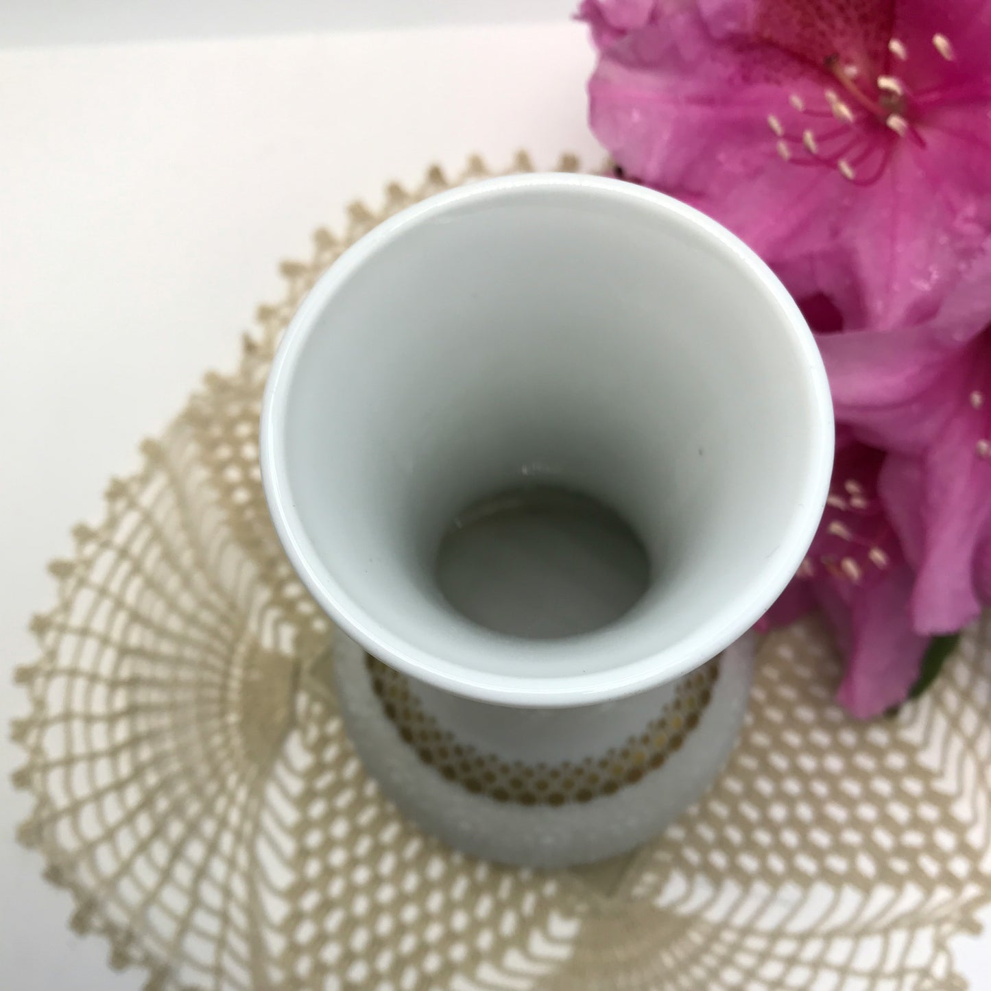 Thomas of Rosenthal White Vase with Gold Accents and Textured Base, 6.5 inches