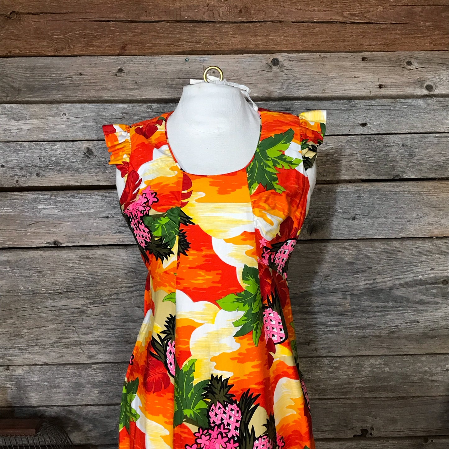 Vintage Floral Hawaiian Dress, Hukilau Fashions, Pink Pineapples and Sunsets, 100% Cotton