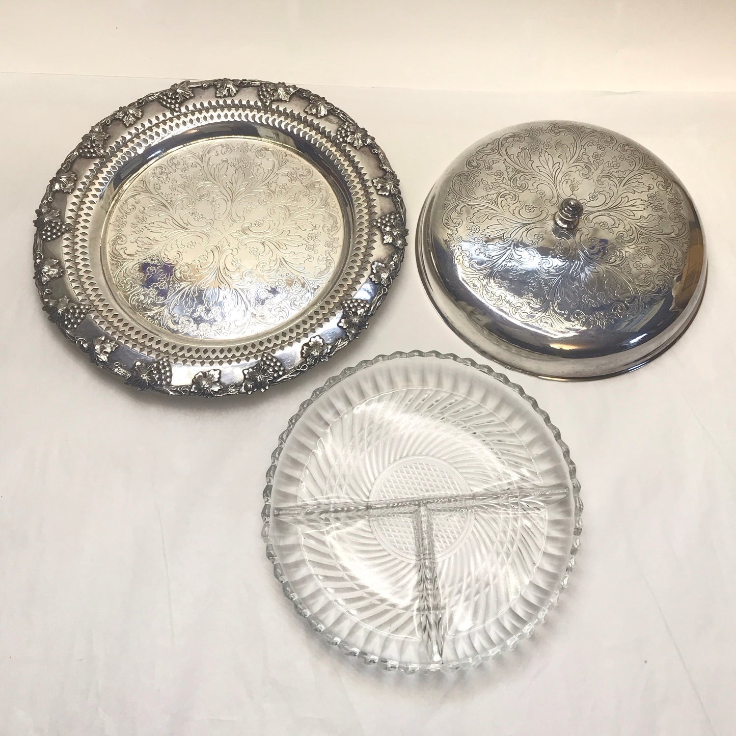 Silver Plate Nut or Candy Tray with Lid, Old English Reproduction, William A Rogers