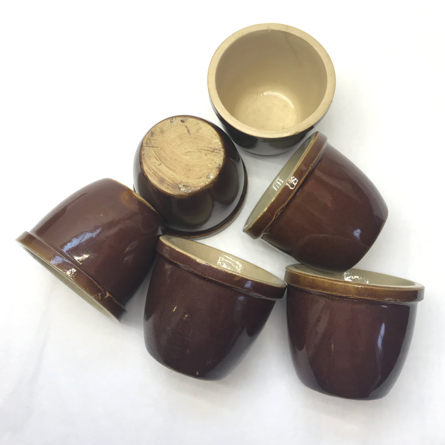6 Small Stoneware Ramekins, 4 Ounce Vintage Pudding Cups, ONE AT FAULT