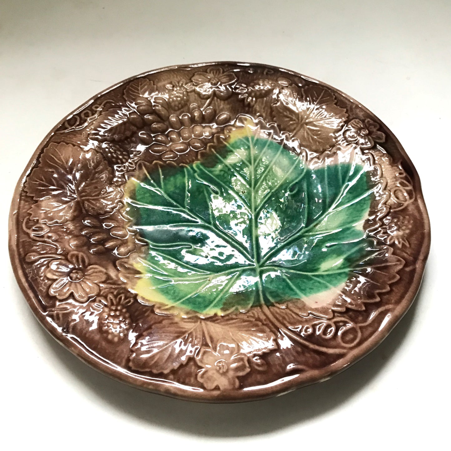 Majolica Grape Leaf and Berry Plate 8 inches