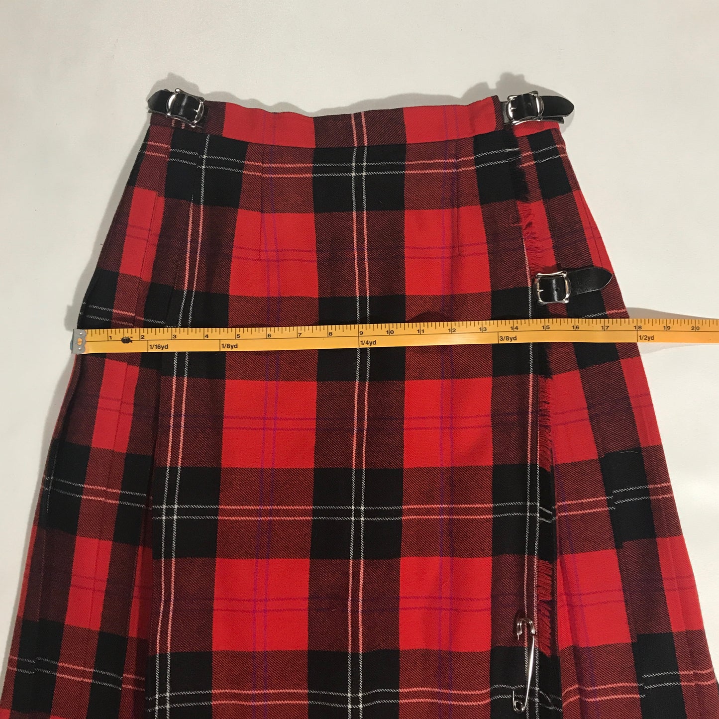 Laird-Portch of Scotland Red Tartan Kilt Skirt