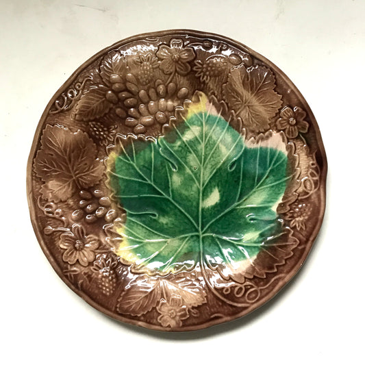 Majolica Grape Leaf and Berry Plate 8 inches