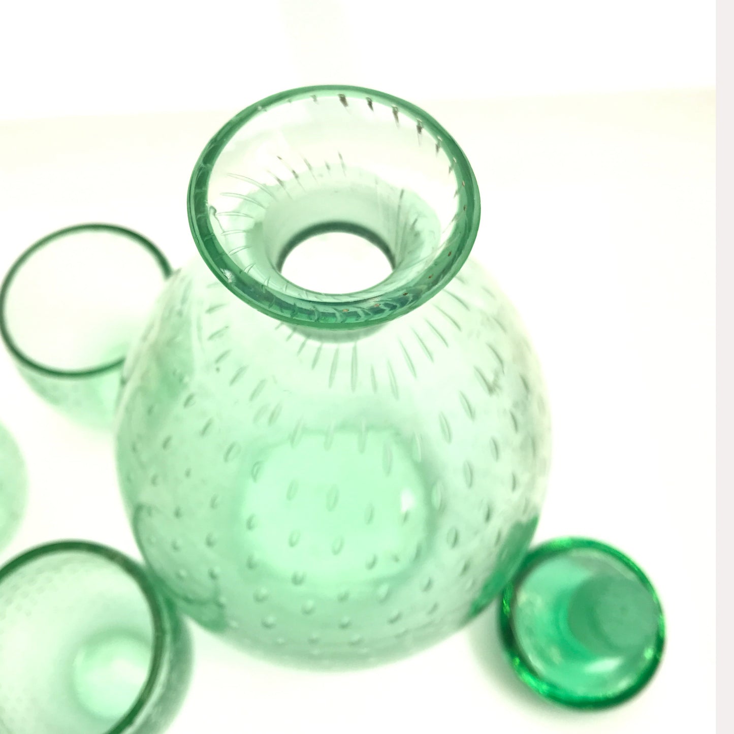 Green Seed Bubble Glass Decanter with 3 Glasses