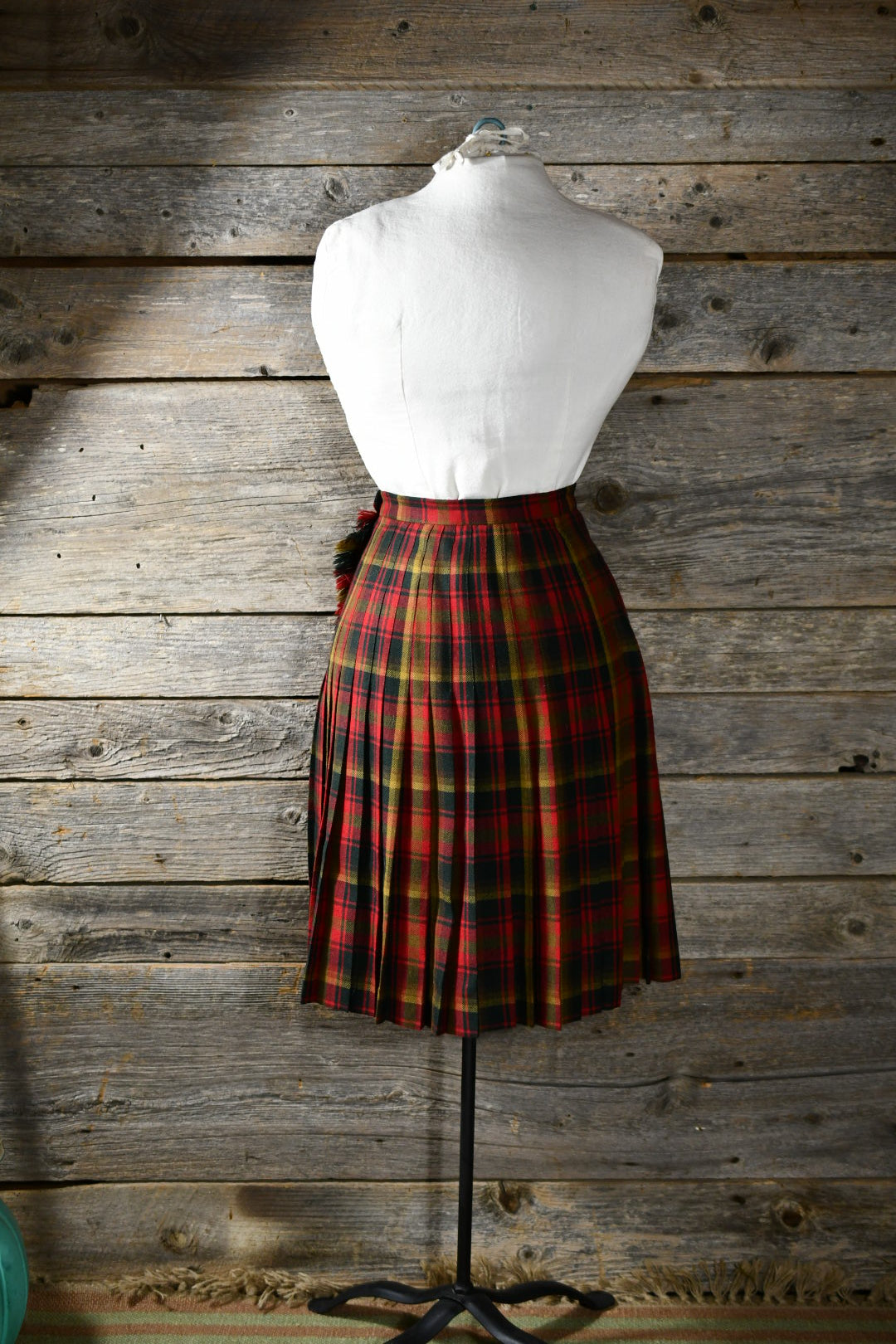 Highland Queen Kilt, Maple Leaf Tartan