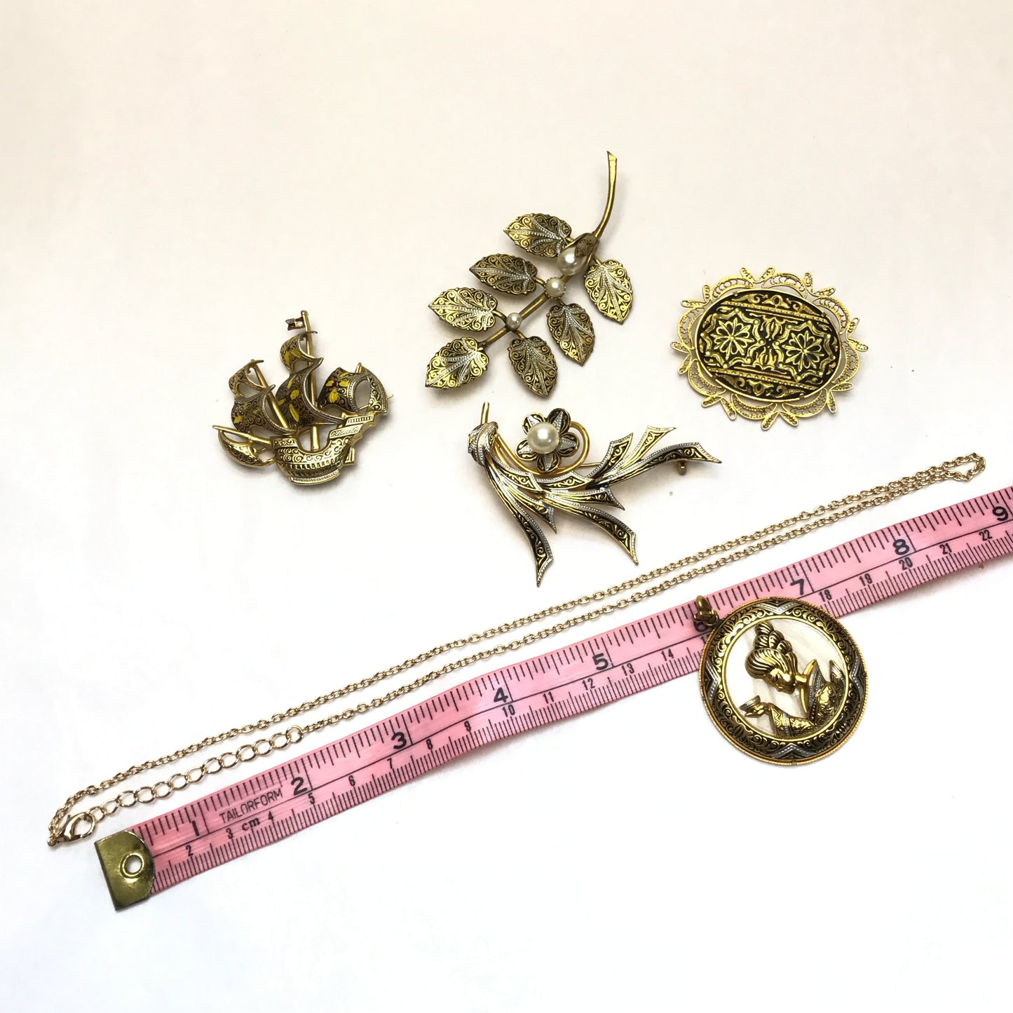 Toledoware Faux-Damascene Jewellery Lot