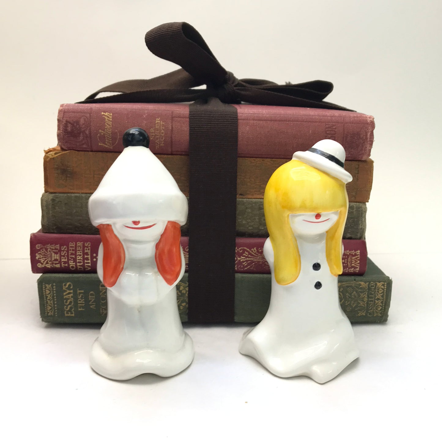 Goebel Snow People Woosits Pair