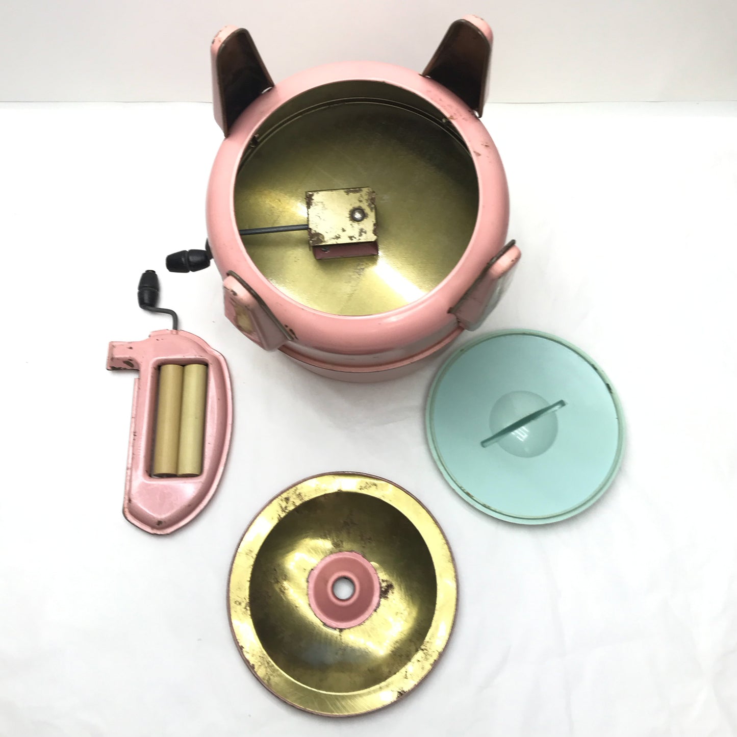 Vintage Pink Wolverine Wringer Washing Machine Toy, Clothes Line Base and Tattered Original Box Included.