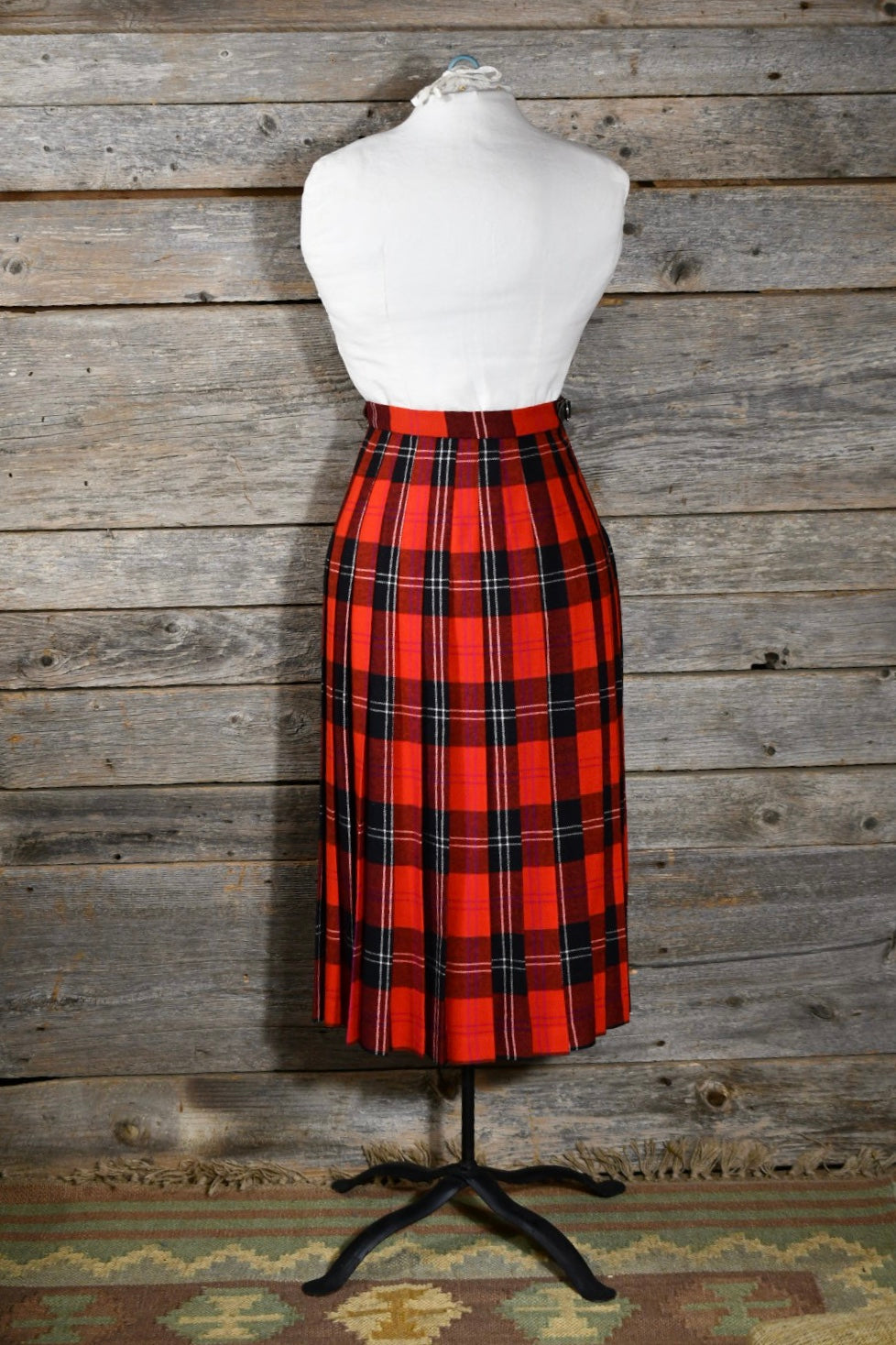 Laird-Portch of Scotland Red Tartan Kilt Skirt