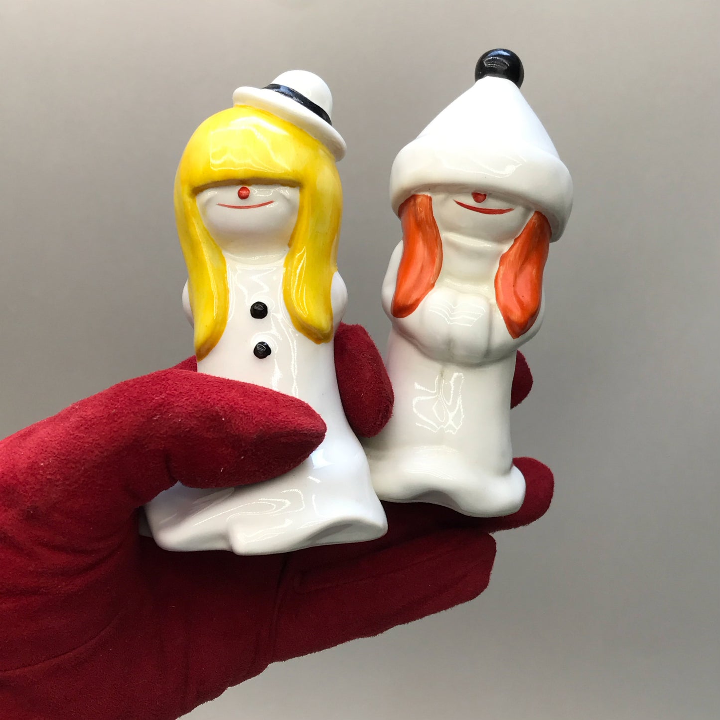 Goebel Snow People Woosits Pair