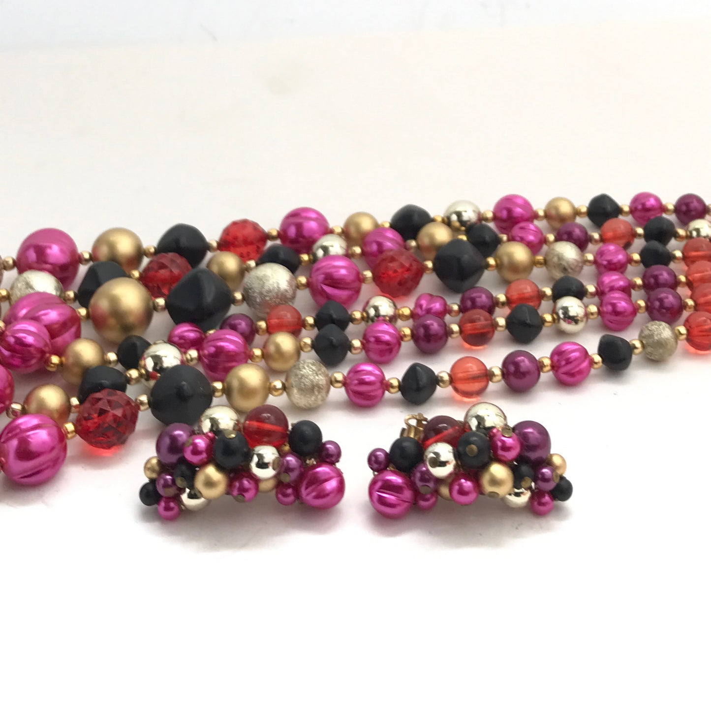 Vintage Fuchsia Beaded Necklace with Matching Clip Earrings, Costume Jewellery, Dress up Jewellery