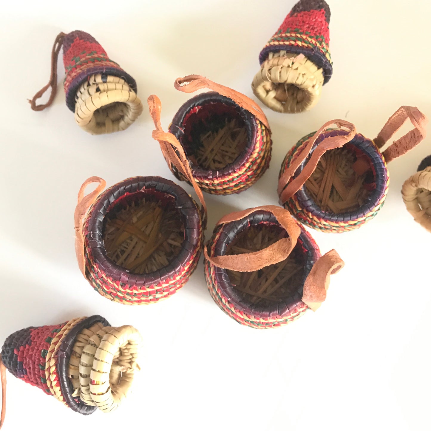 Set of 4 Grass Woven Ornaments, Mini Scent Baskets, Closet & Drawer Fresheners, PRICE 4 ALL