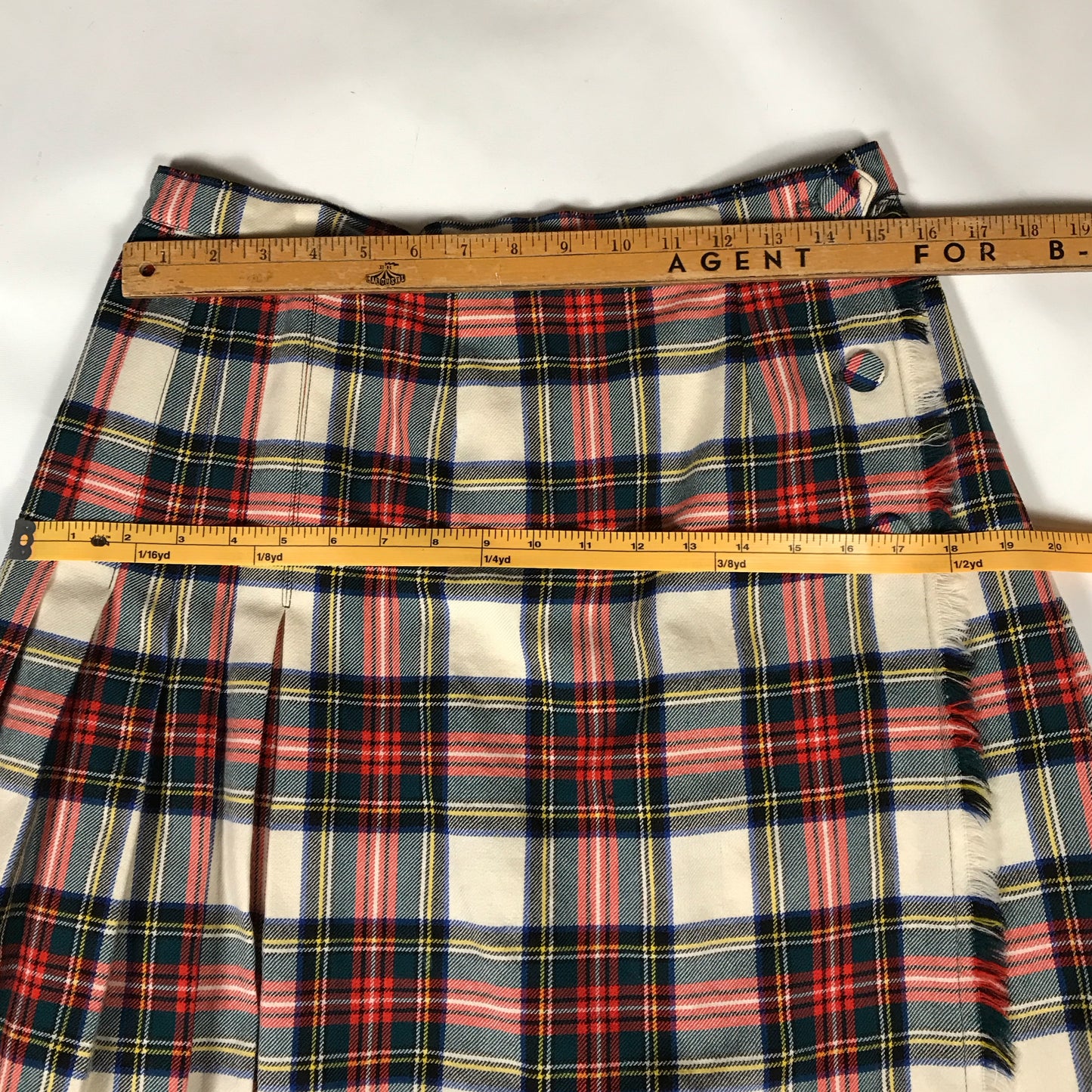 Tartan Kilt by Surrey Classics 100% Wool Made in Canada SMALL FAULTS