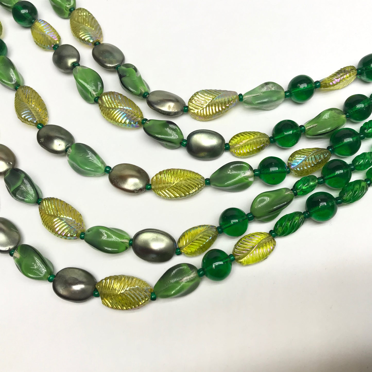 Vintage Green Glass Beads with Leaf Patterns, 5 Strands