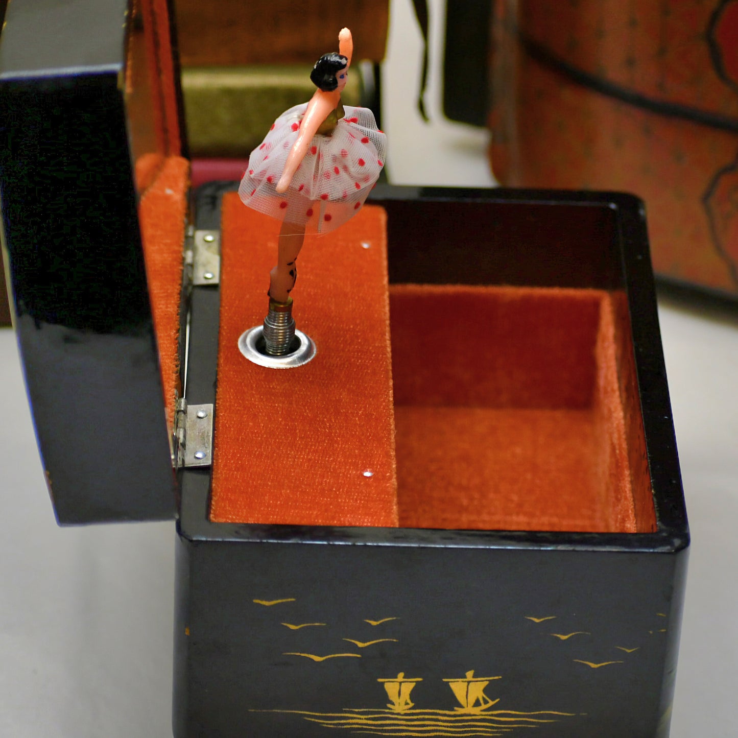 Vintage Ballerina Jewellery Box Musical Trinket Box Asian Lacquerwork WEAR & TEAR